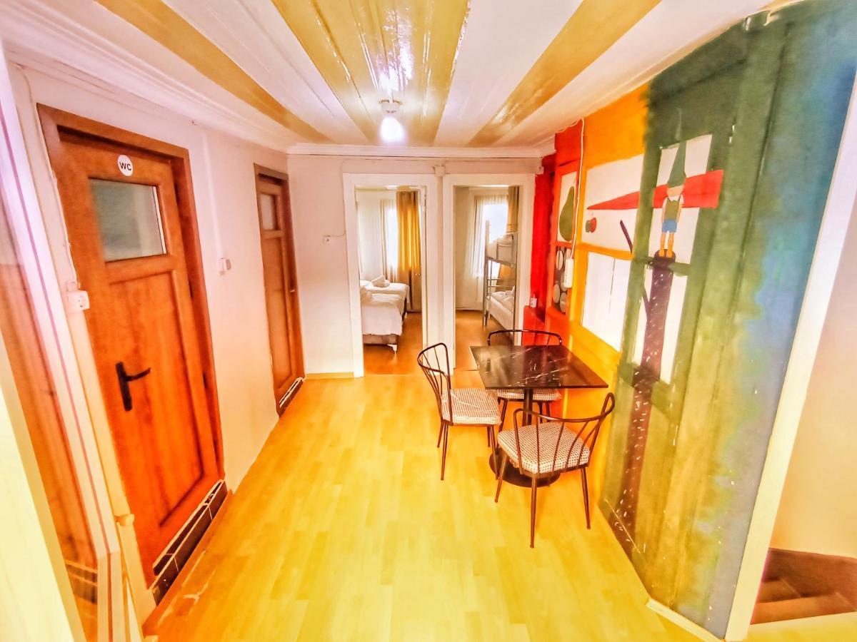 Taksim History Wooden Hostel Κωνσταντινούπολη Εξωτερικό φωτογραφία